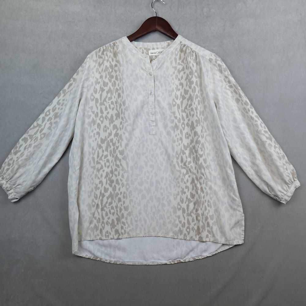Johnny Was Calme Top Blouse Womens Small Animal Print Button Front Rayon